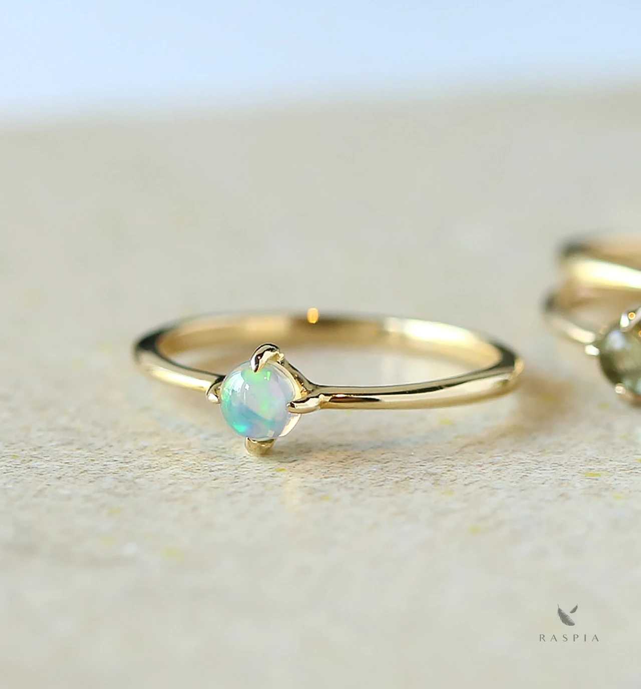 オパール K10ピンキーリング カボションカット ~MUOT~ 10月誕生石