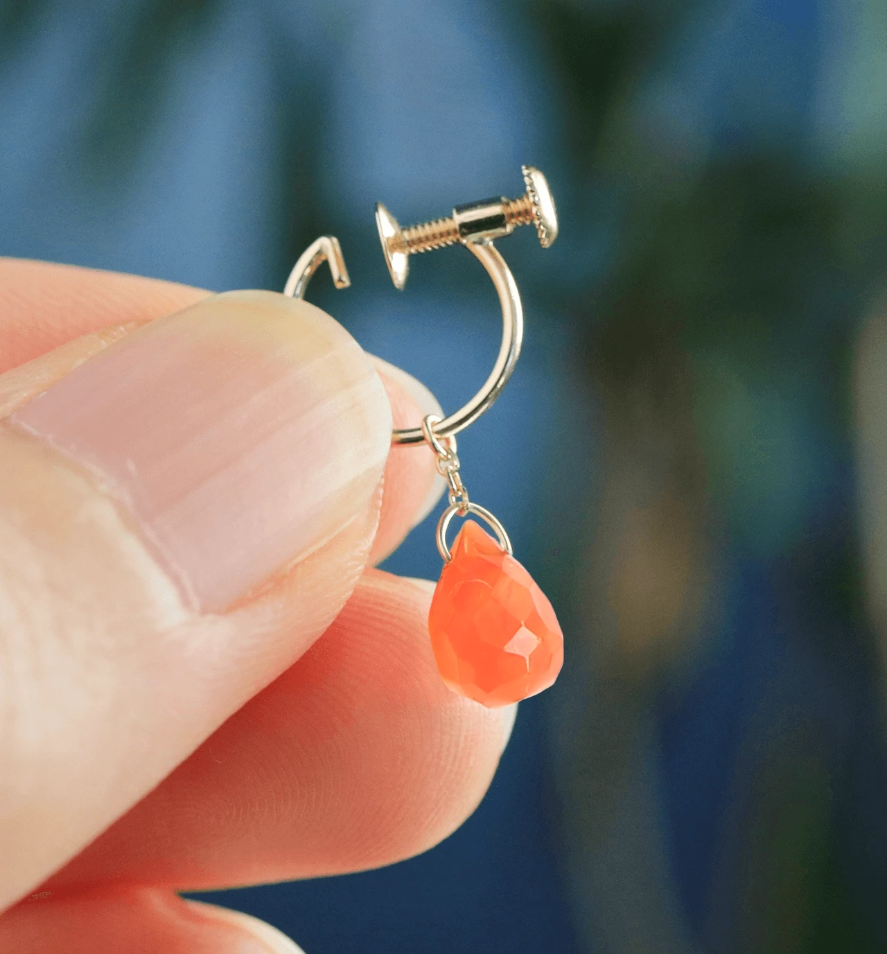 K10 一粒カーネリアン小(ブリオレットカット) イヤリング~ESPOIR