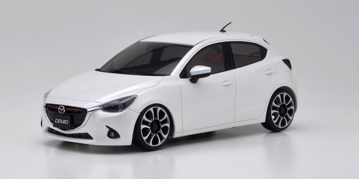 ミニッツFWDシリーズ マツダ デミオ XDツーリング スノーフレイク