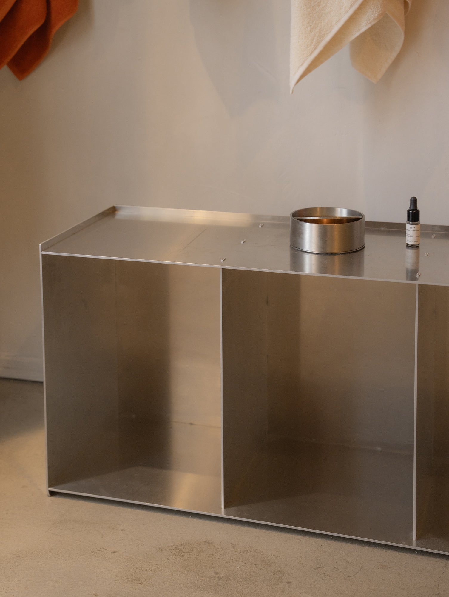 Framaのリベットケース – Really Well Made