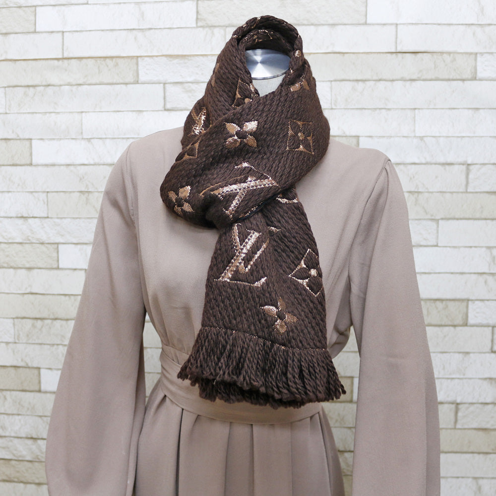 ルイヴィトン LOUIS VUITTON エシャルプ・ロゴマニア シャイン