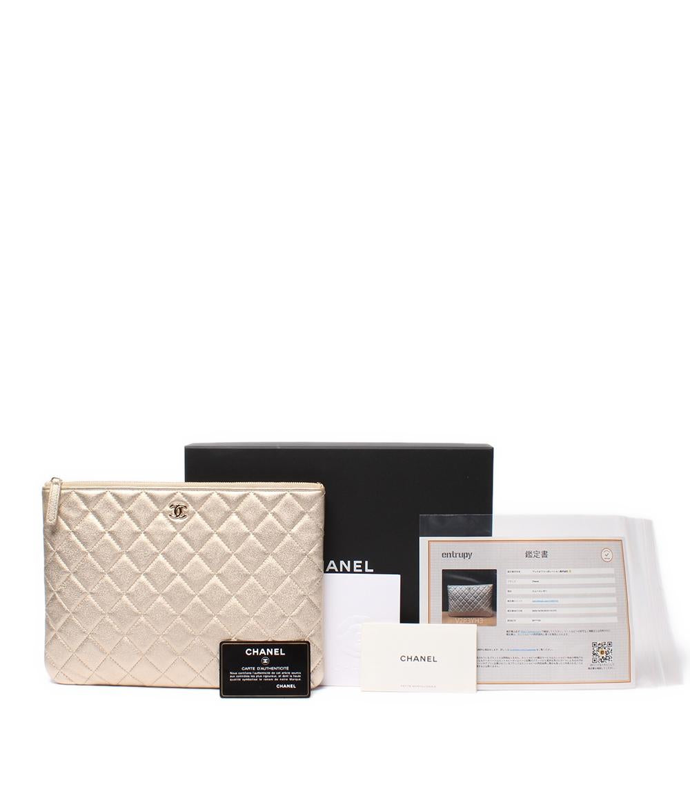 美品 CHANEL クラッチバッグ マトラッセ ラムスキン ゴールド金具