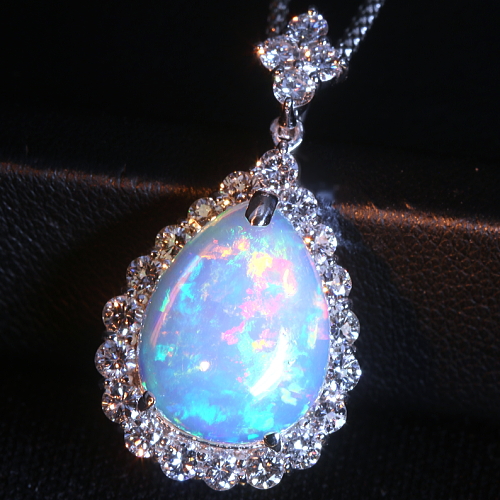 エチオピア産ウェロオパール 約4ct ダイヤモンド 1.47ct プラチナ