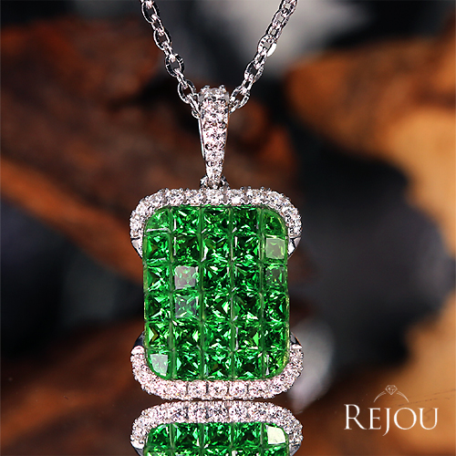 グリーンガーネット（ツァボライト） 2ct ダイヤモンド ホワイト