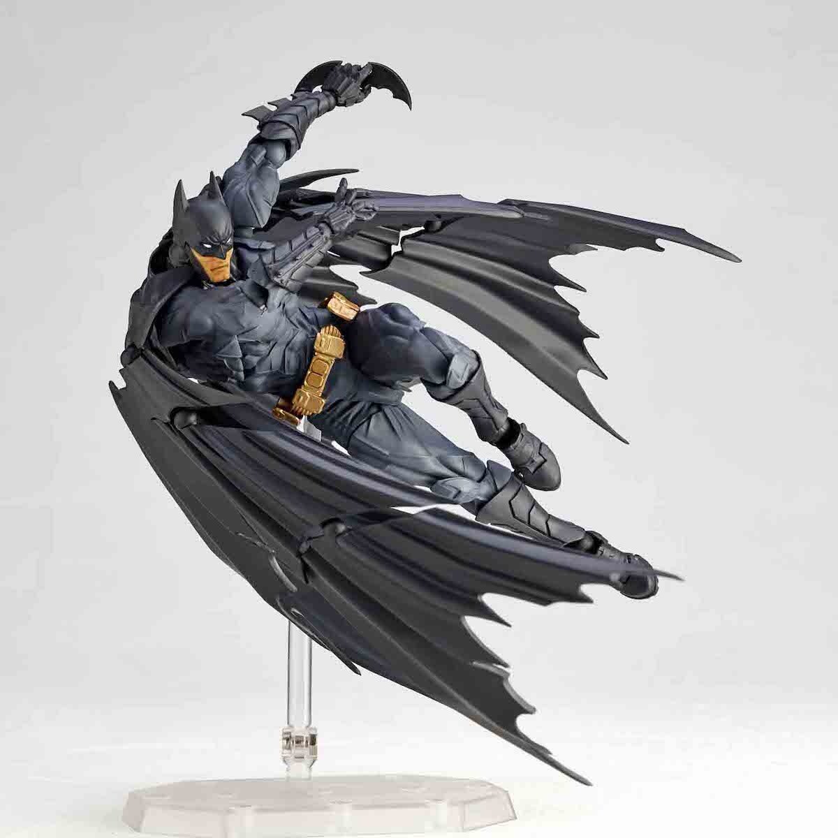 Revoltech No. 009 Amazing Yamaguchi Batman (Re-run) - Tokyo Otaku