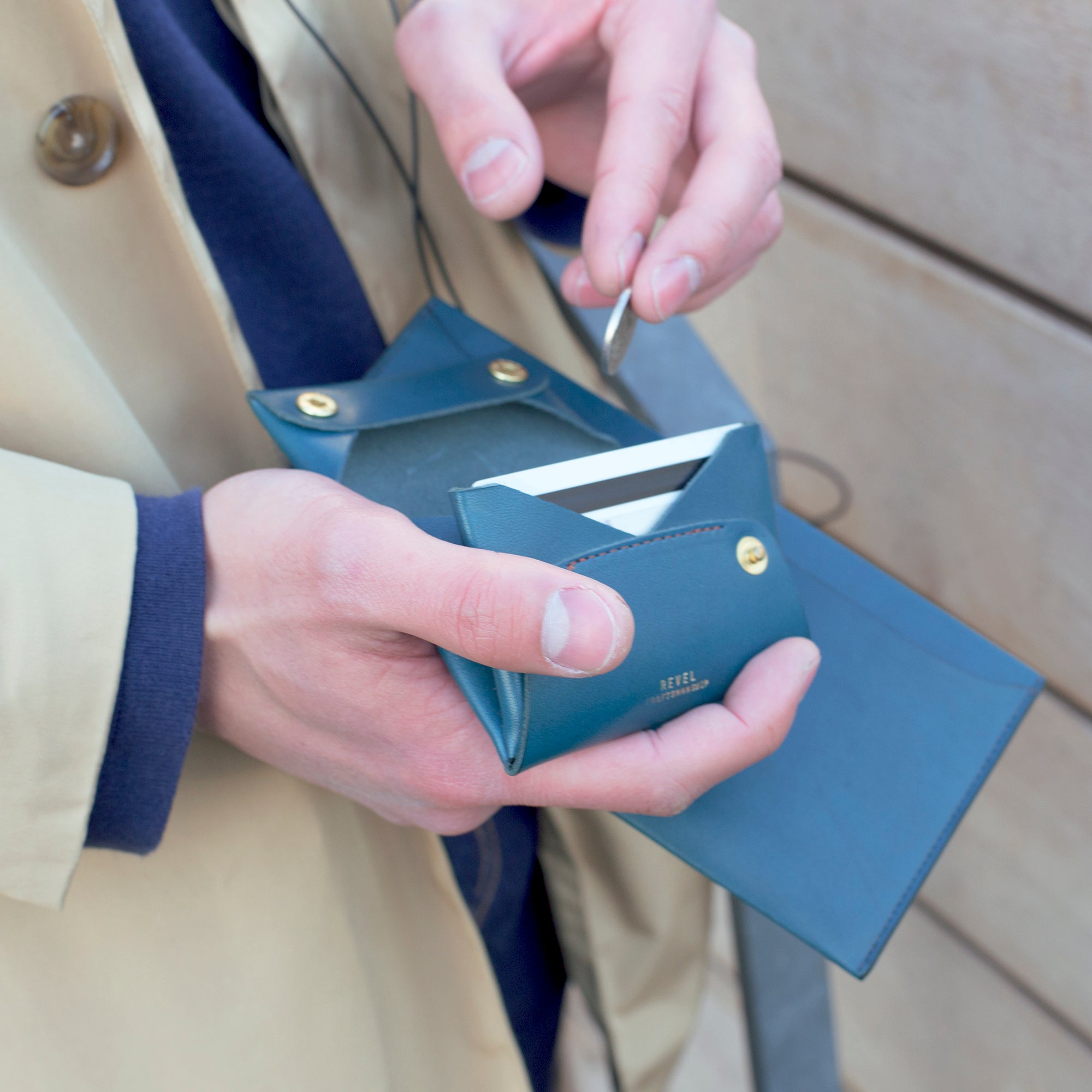 L.WALLET BLUE｜『REVEL』公式通販ストア