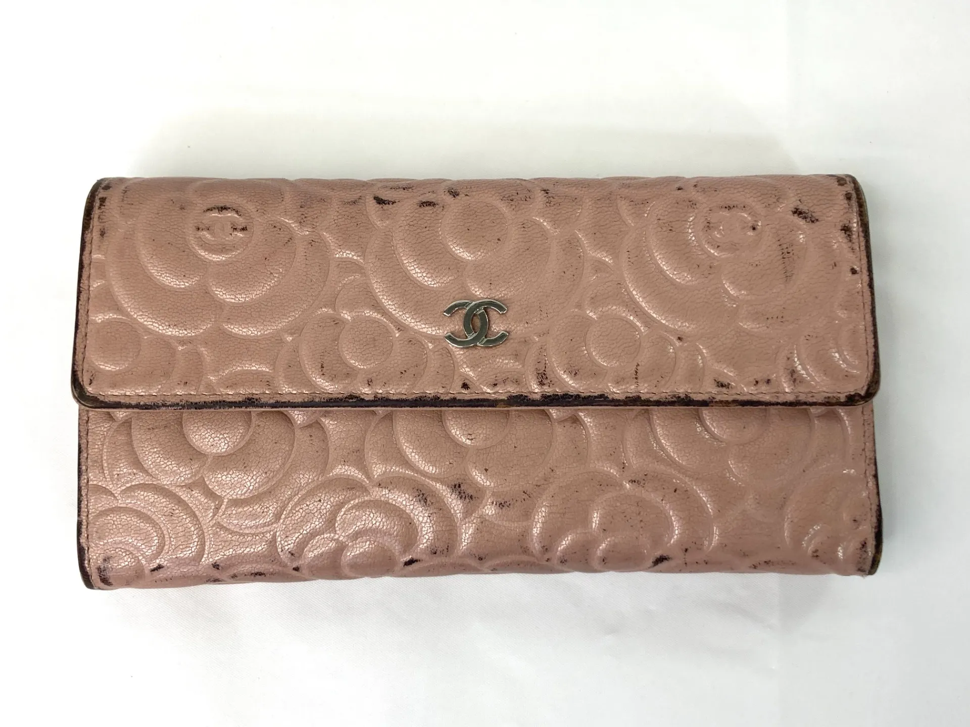 CHANEL／シャネル カメリア 長財布 修理実績【レボラボ】 | ブランドの