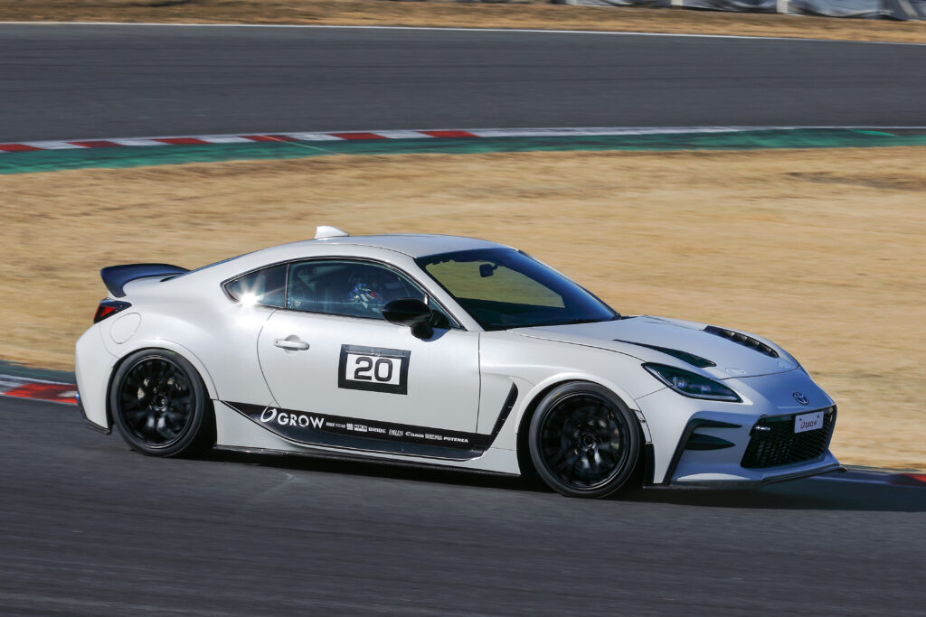 佐々木雅弘 GR86「オリジナルのダウンサス装着車両にターボを加えて