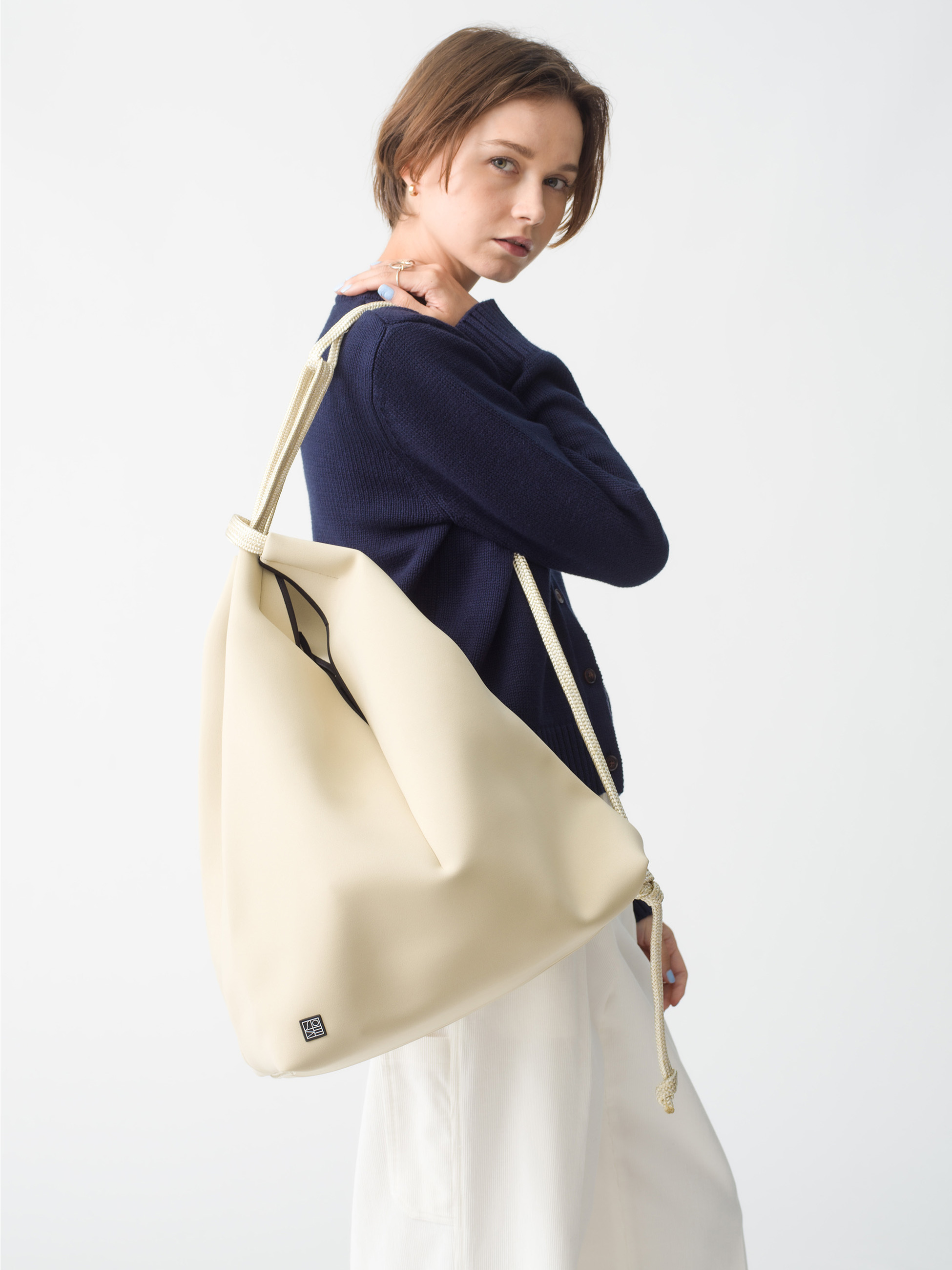 ソルスティス リュックサック（ソフトゴールド）｜STATE OF ESCAPE