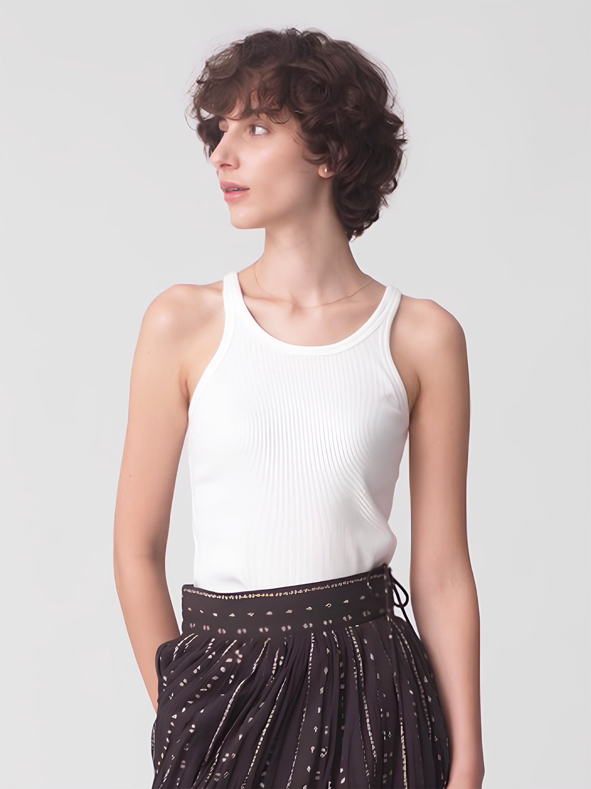 カップイン アメリカンスリーブ タンクトップ（ホワイト/ブラック