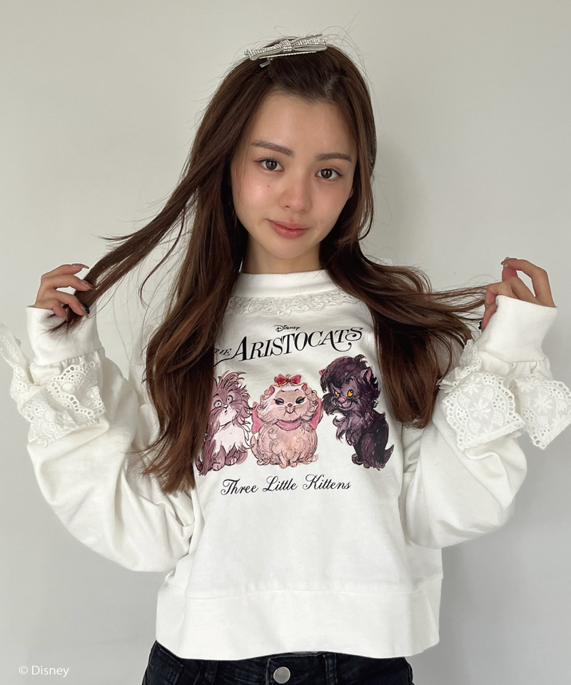 Disney】おしゃれキャット / フリルスウェット｜MORE self LOVE モア