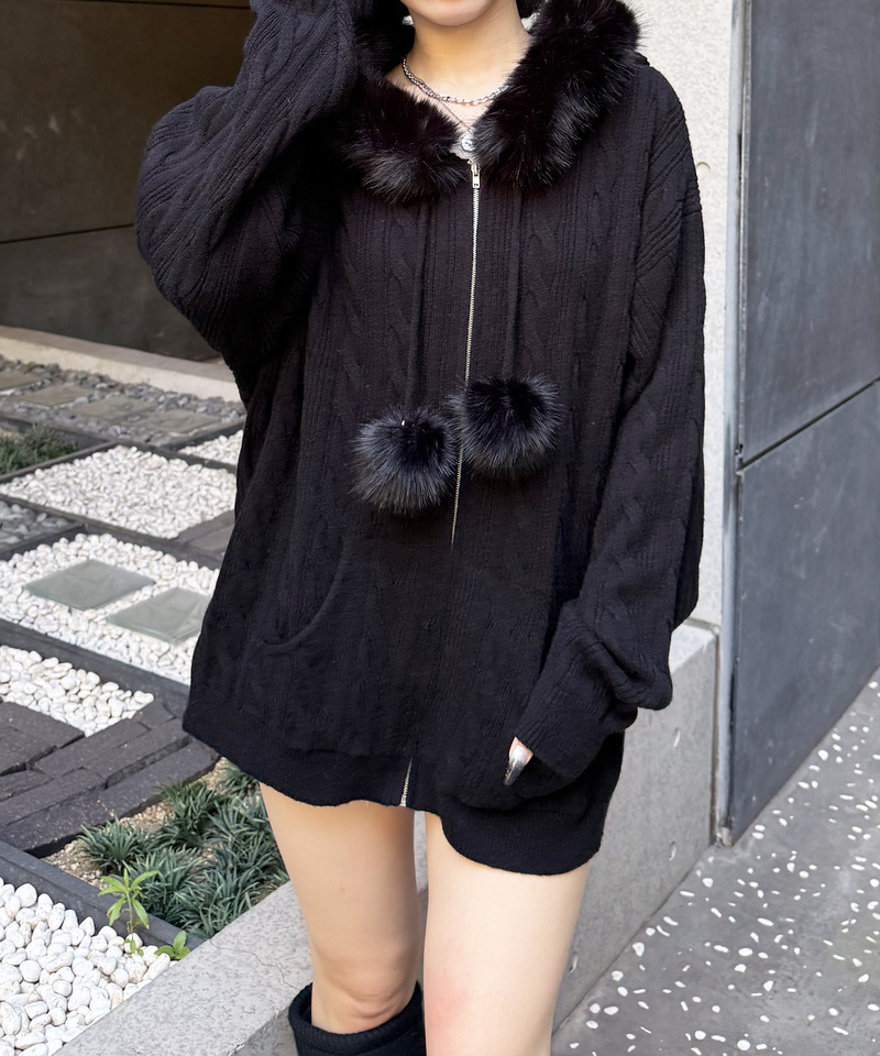 ぽんぽん付きケーブル編みZIPニットパーカーワンピース｜SPIRALGIRL