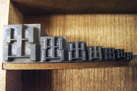 朗文堂 サラマ・プレス倶楽部 Glossary サラマ・プレス倶楽部の皆さん