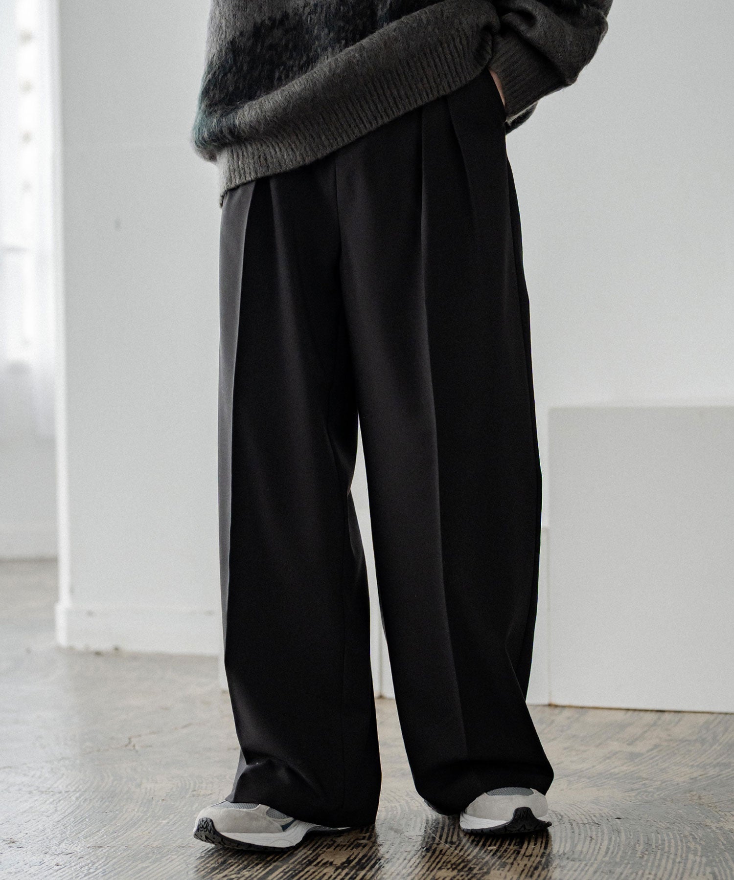 新色追加 セミワイド2タックイージーストレートスラックス 15248