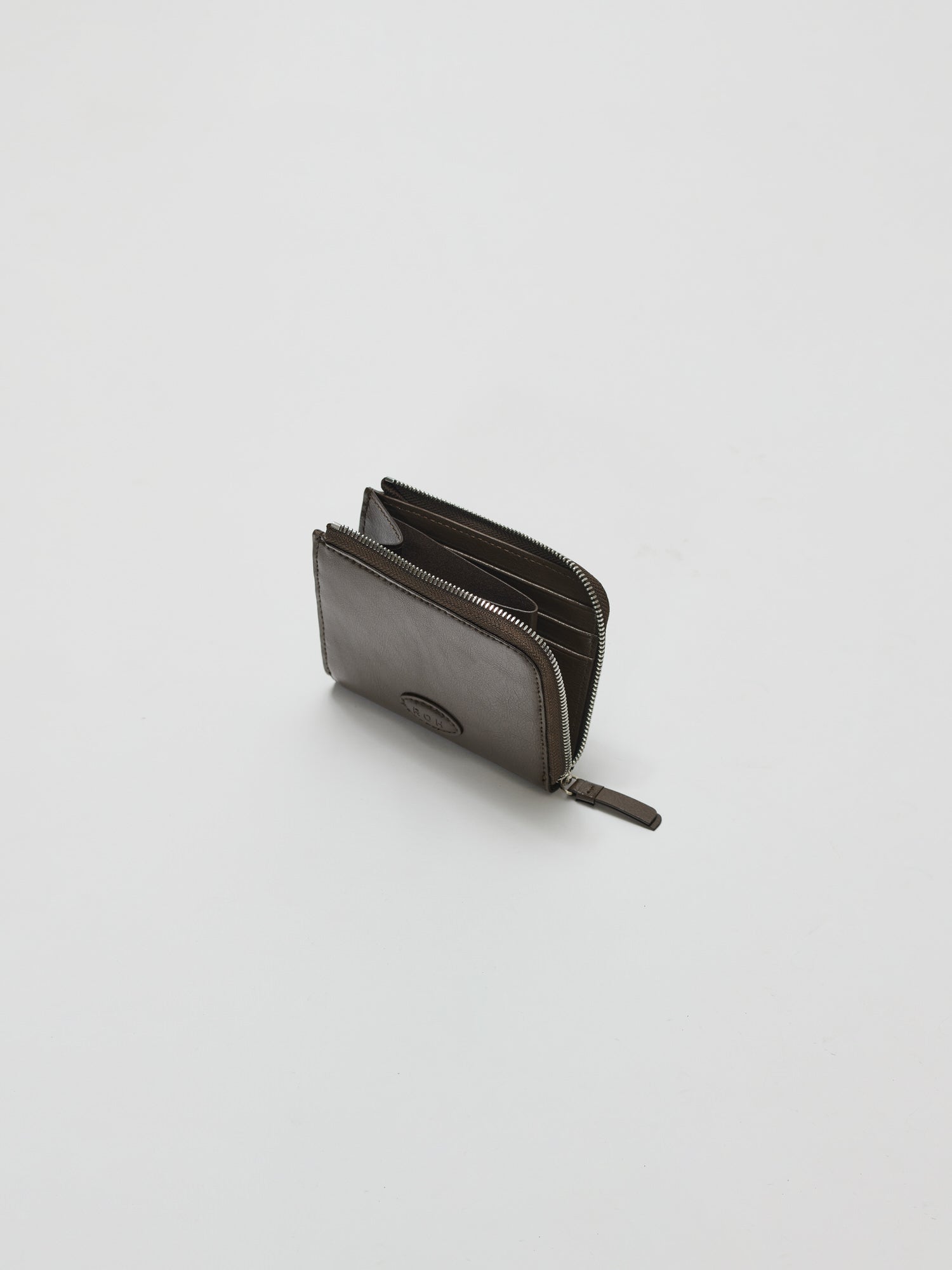 Oval button wallet