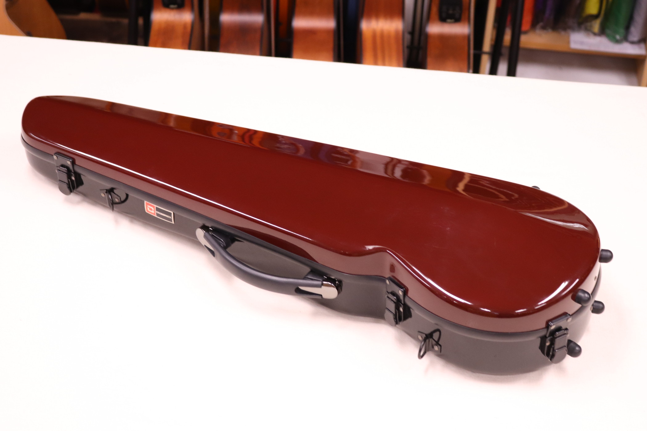 ヤマハYAMAHA YSV104 ほぼ未使用品 中古弓、中古ハードケース付き