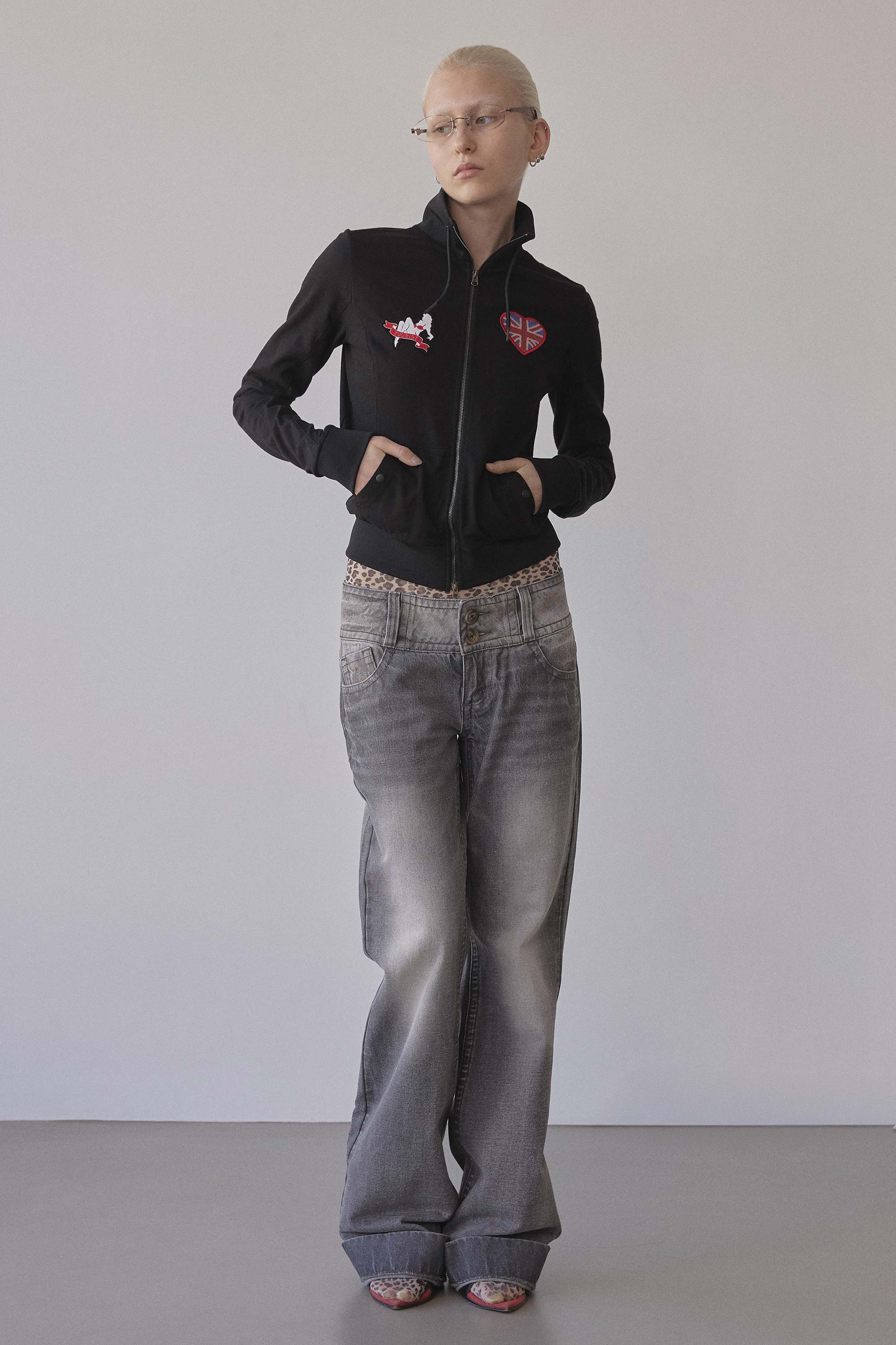 Union Jack Engineered Denim Washed Gray – Sculptor