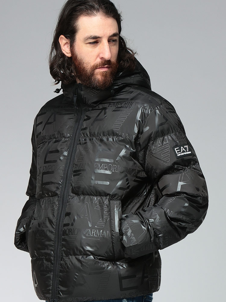 FENDI (フェンディ) 総柄 ロゴ ズッカ柄 スタンドカラ― 中綿ジャケット