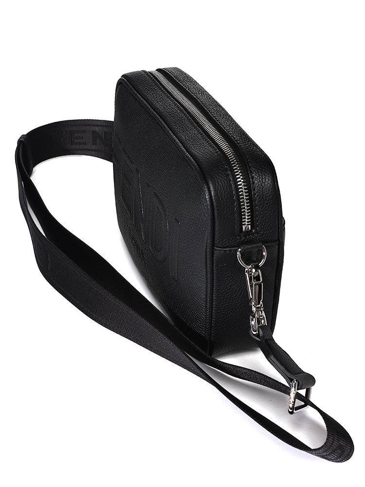 FENDI (フェンディ) レザー ロゴ ショルダーバッグ FD7M0286AMAC