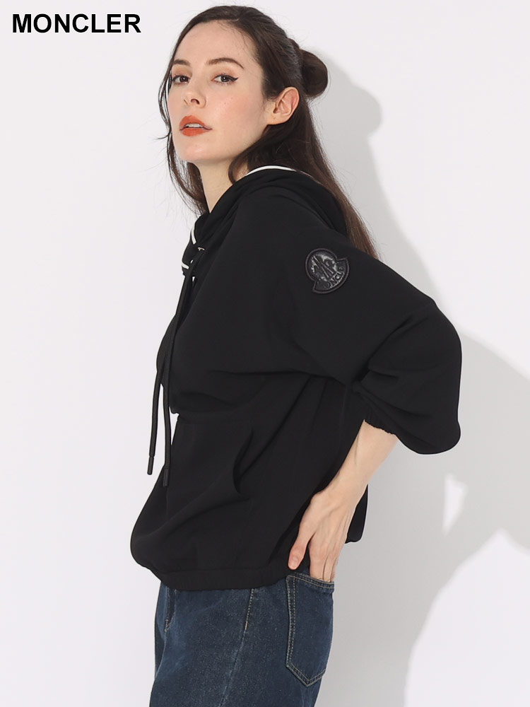MONCLER (モンクレール) ワッペン プルオーバー パーカー