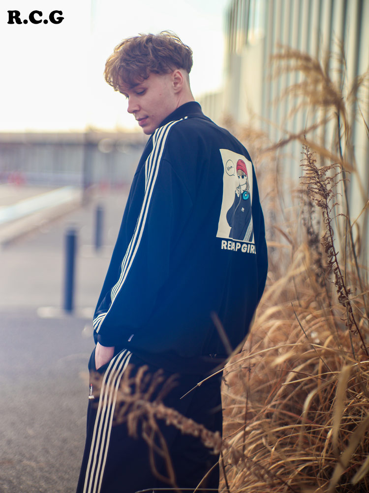 Red Cap Girl (レッドキャプガール) バックプリント ライン フルジップ