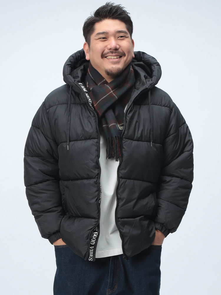 中綿ブルゾン フードロゴ テープデザイン フルジップ アウター