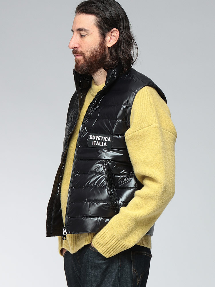 DUVETICA (デュベティカ) シャイニー フルジップ ライトダウン ベスト