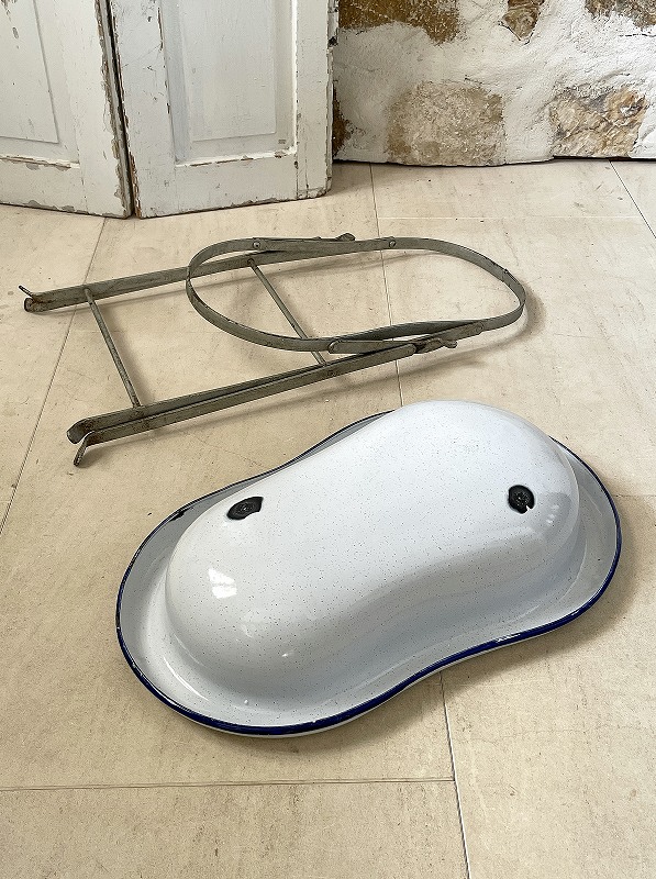 再々値下げ！希少/日本製/白×ピンク/ホーロー/ベビーバス/約66×49 再々