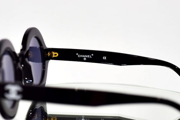 売切】シャネル ラウンド型サングラス 黒×白 レア物 ヴィンテージ