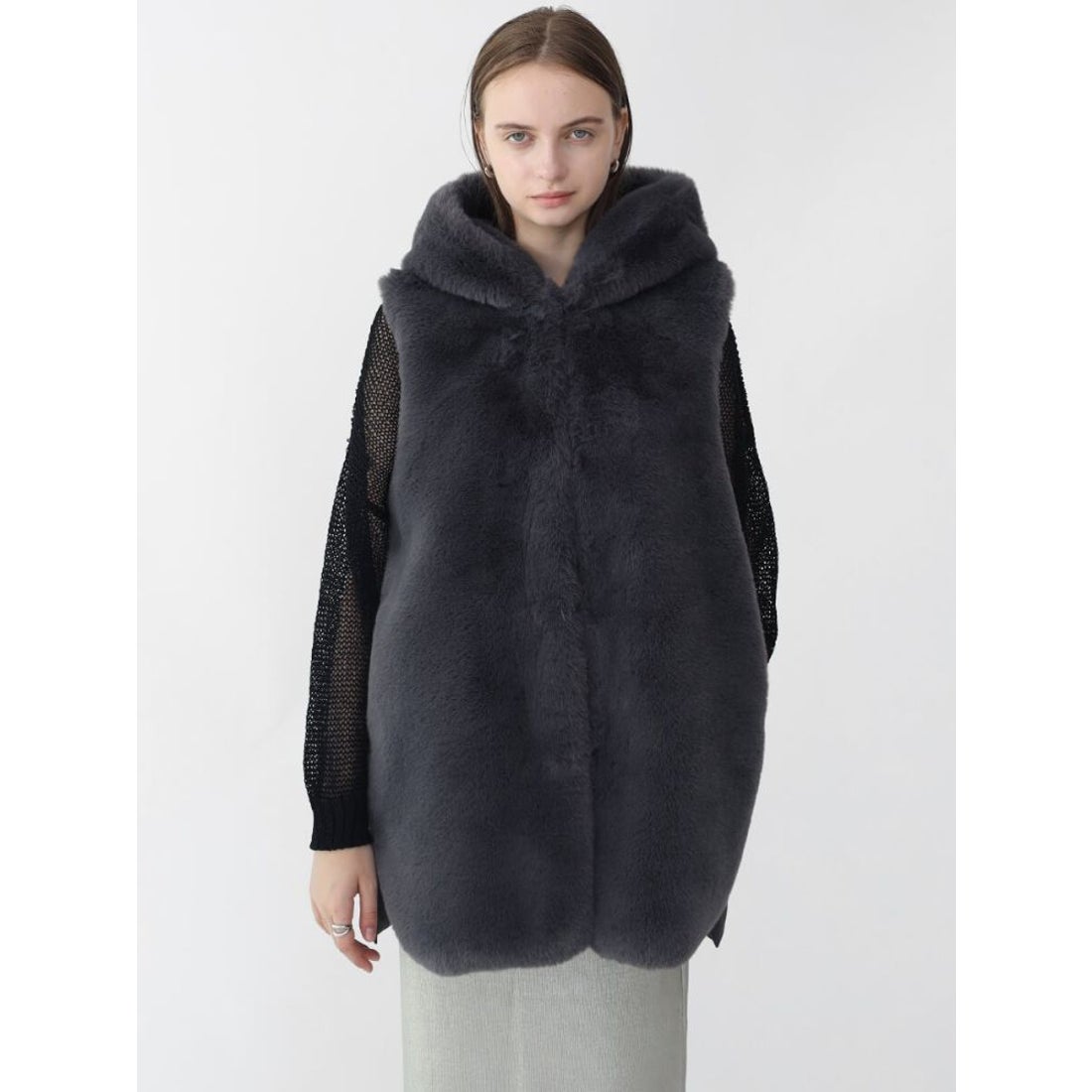 アーガ Aga THAIGREEN エコファーベスト （チャコールグレー