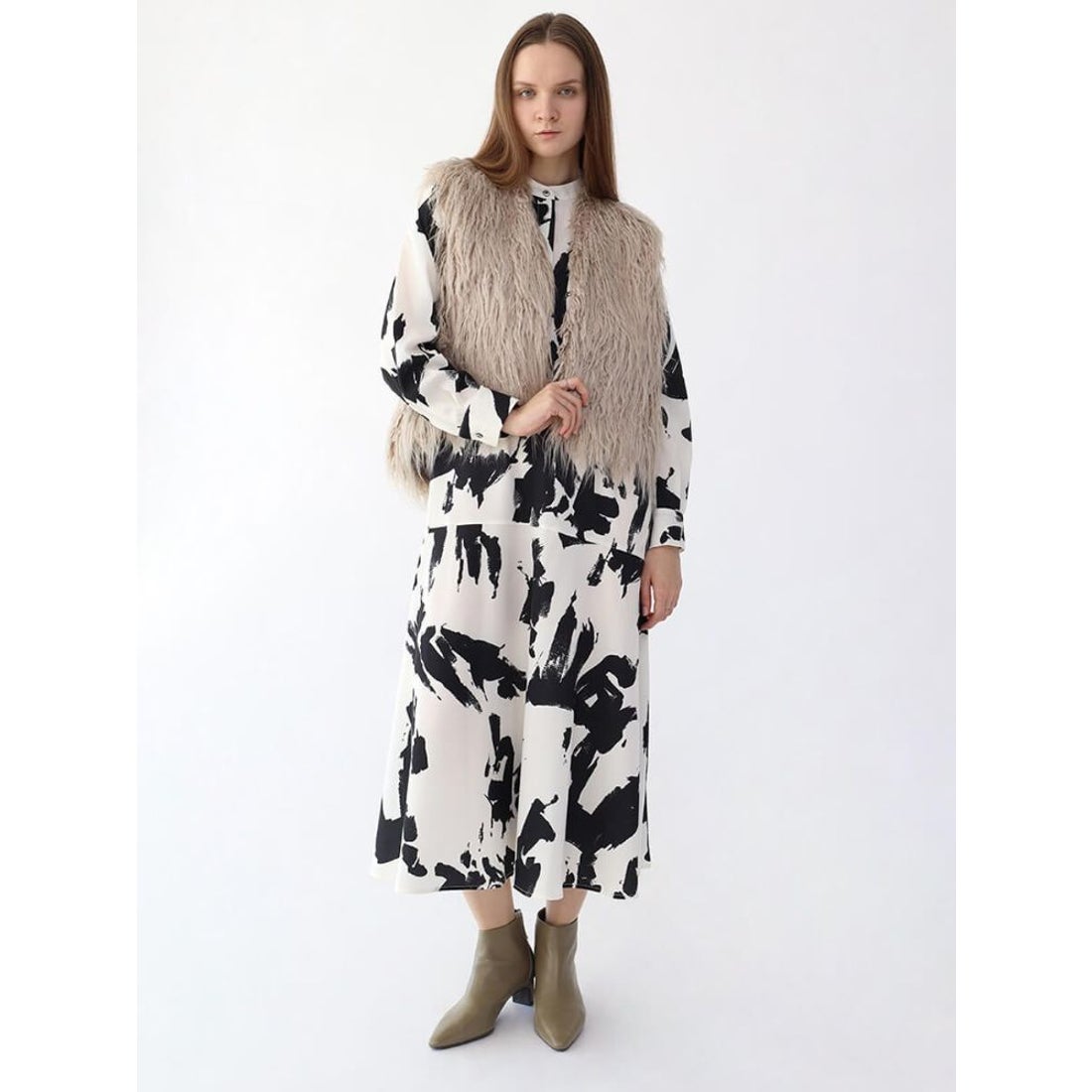 アーガ Aga インクアートプリントロングワンピース （ブラック