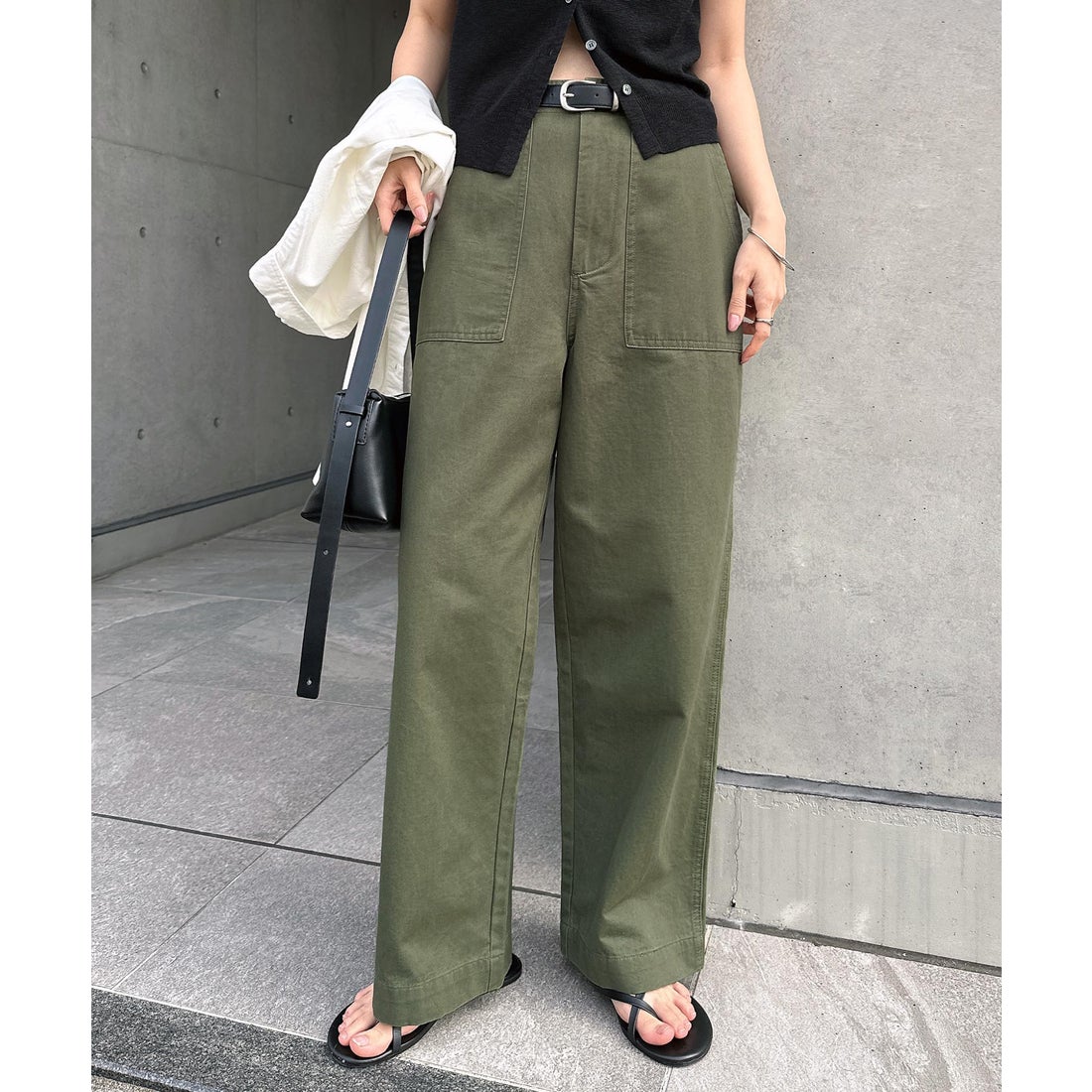 アンドミー andme ワイド ベイカー パンツ （カーキ） -靴