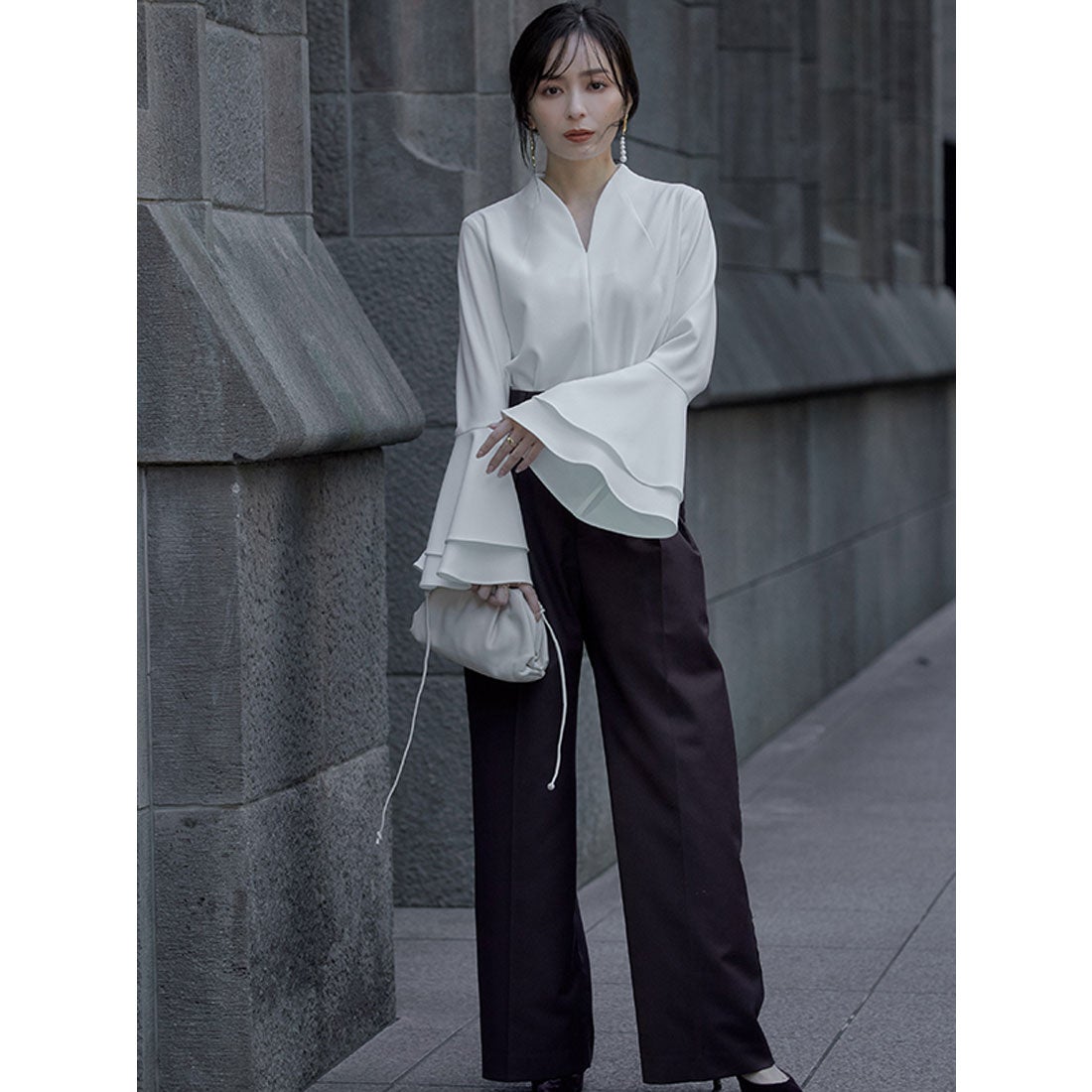 アニュアンス anuans ラッフルスリーブブラウス （BEIGE