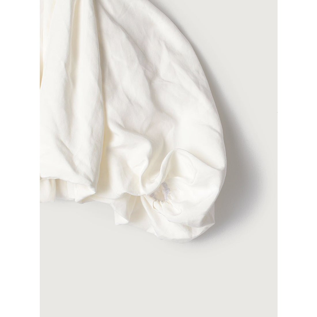 アニュアンス anuans ボリュームバルーントップス （WHITE） -靴