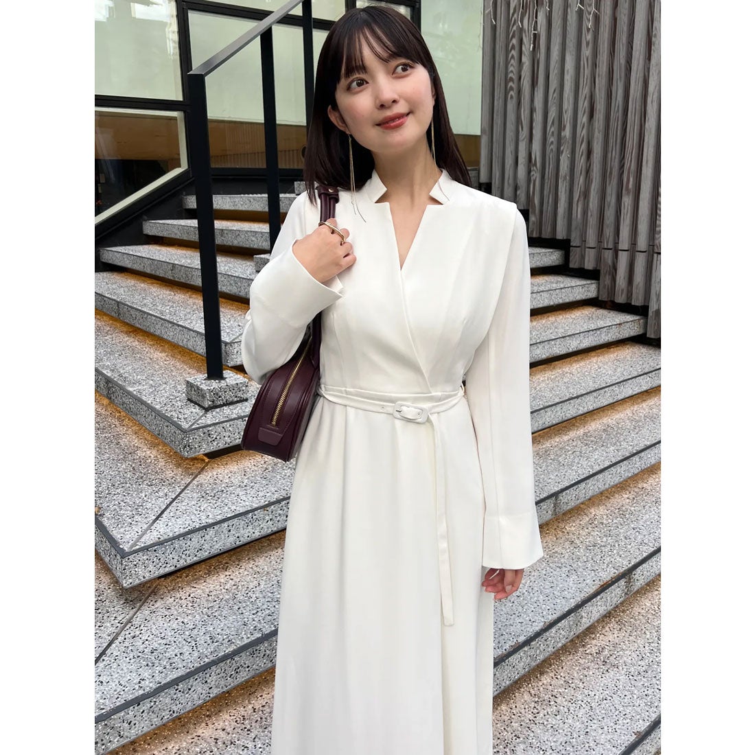 アニュアンス anuans ダブルサテンノーカラーワンピース （BURGUNDY