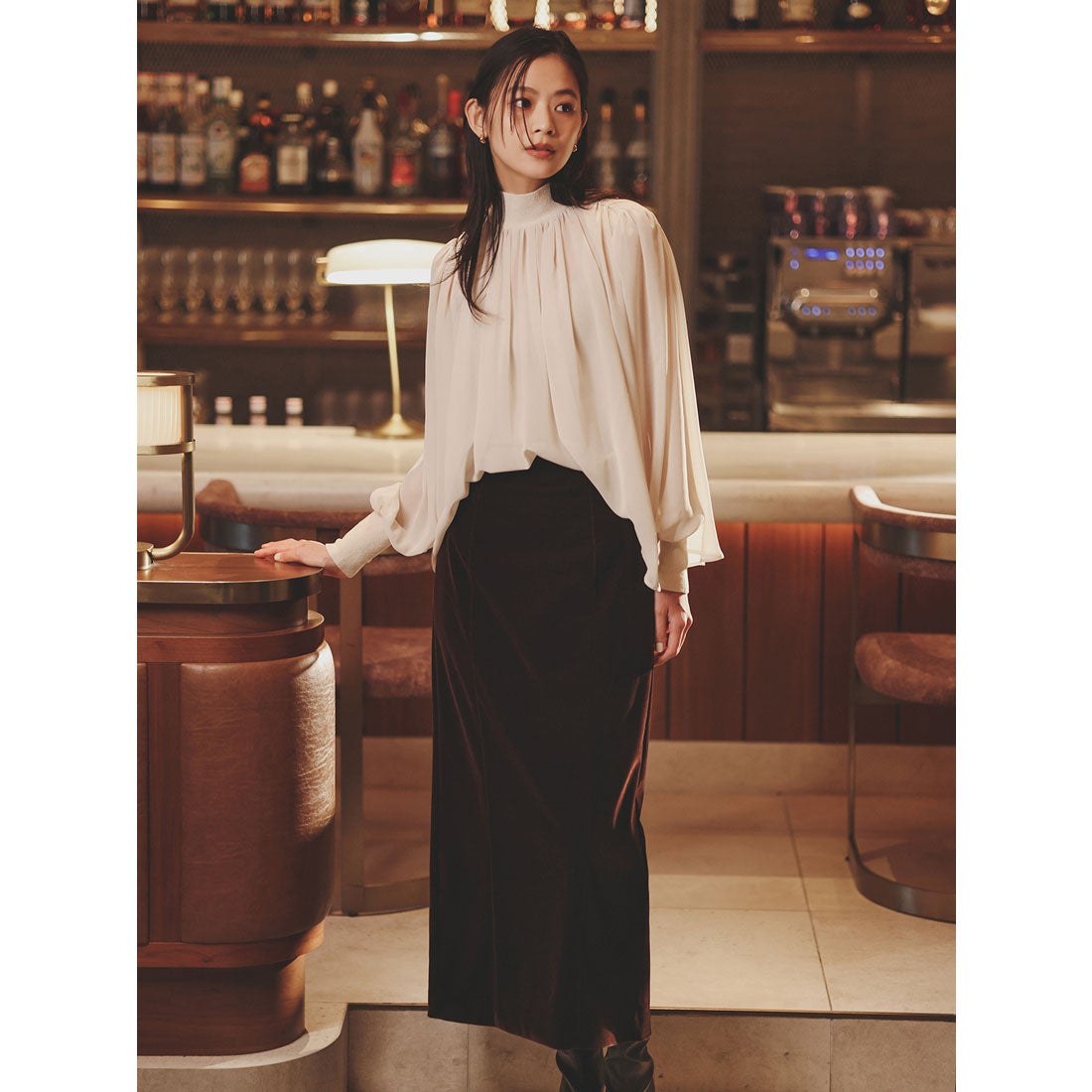 アニュアンス anuans ジョーゼットフレアブラウス （LIGHT BEIGE