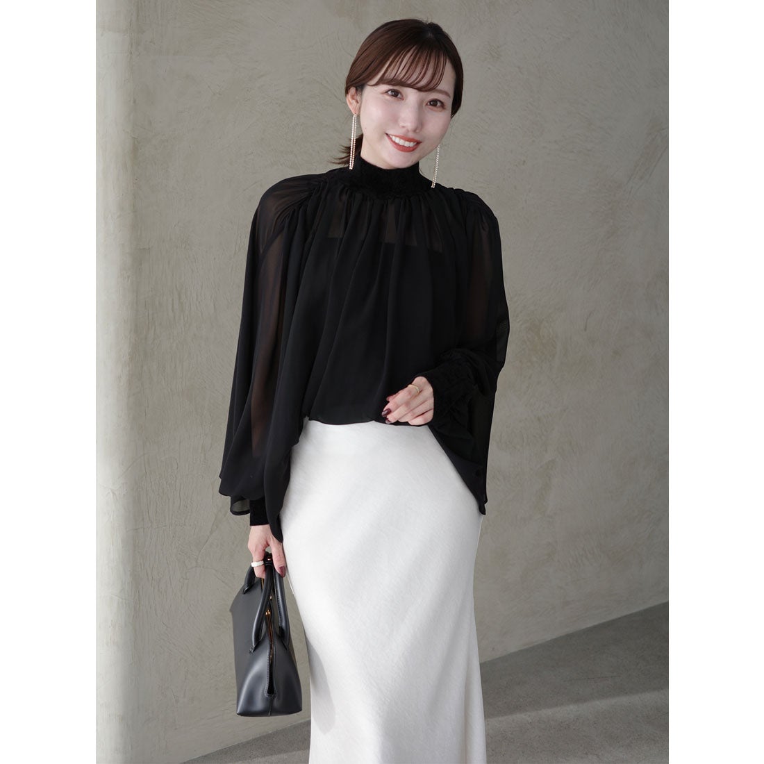 アニュアンス anuans ジョーゼットフレアブラウス （BLACK