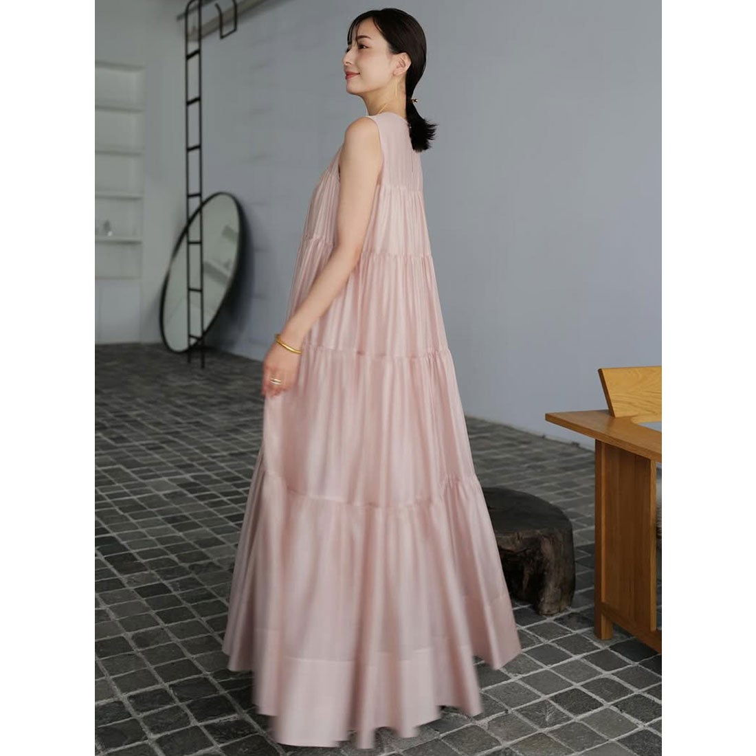 アニュアンス anuans テンセルリッチオーガンティアードワンピース