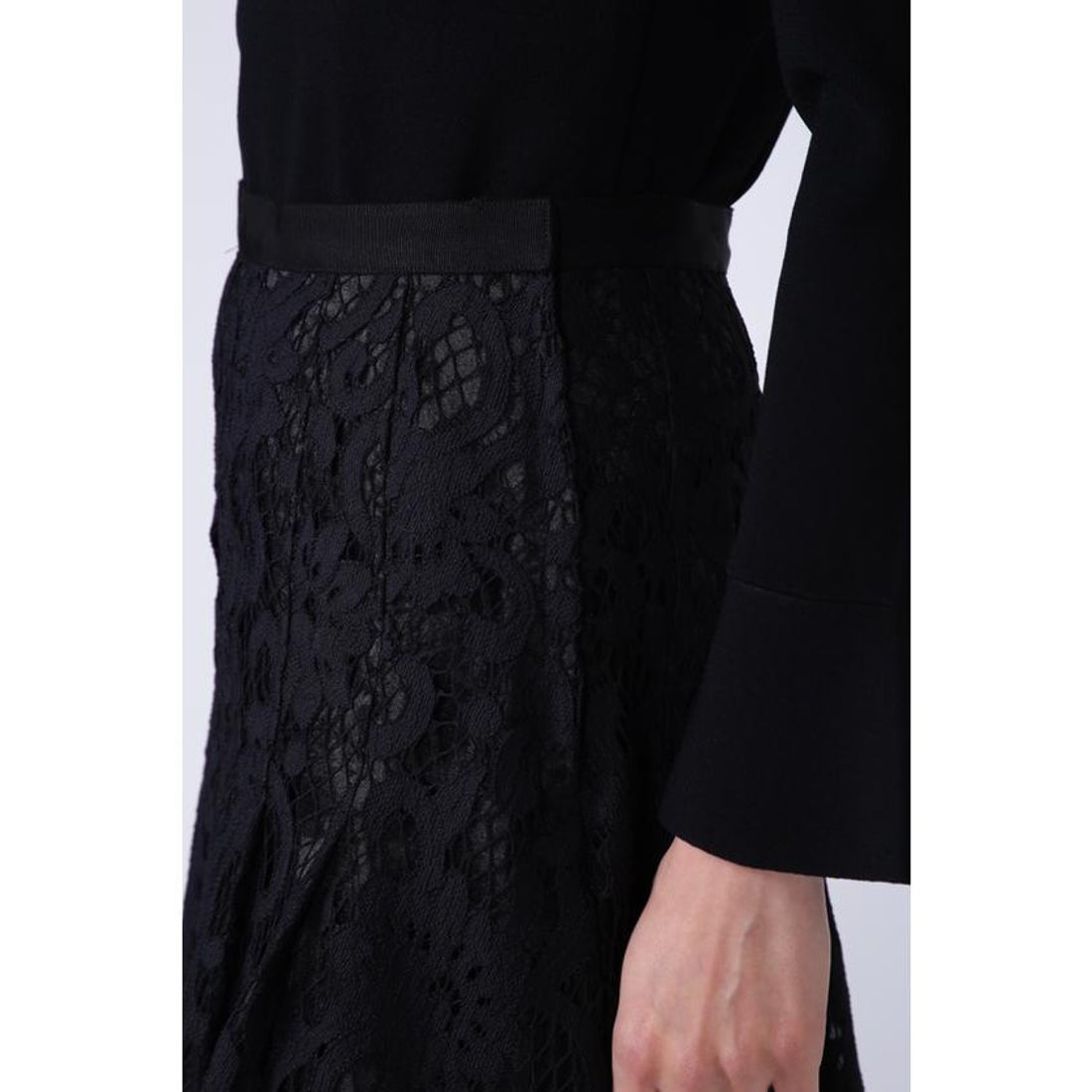 アドーア ADORE フラワーラッセルレーススカート （ブラック