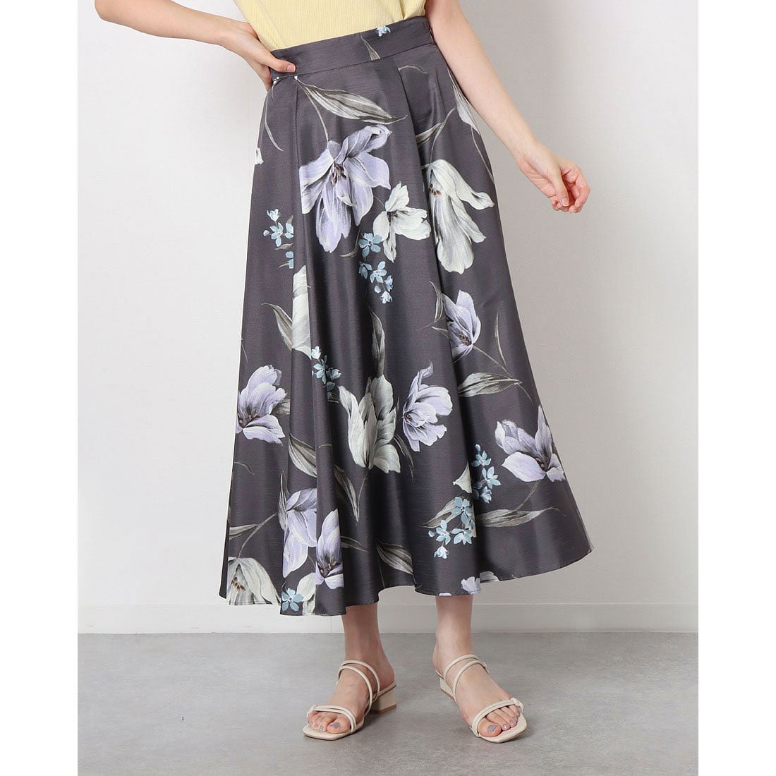 アプワイザーリッシェ Apuweiser-riche 大花プリントフレアスカート