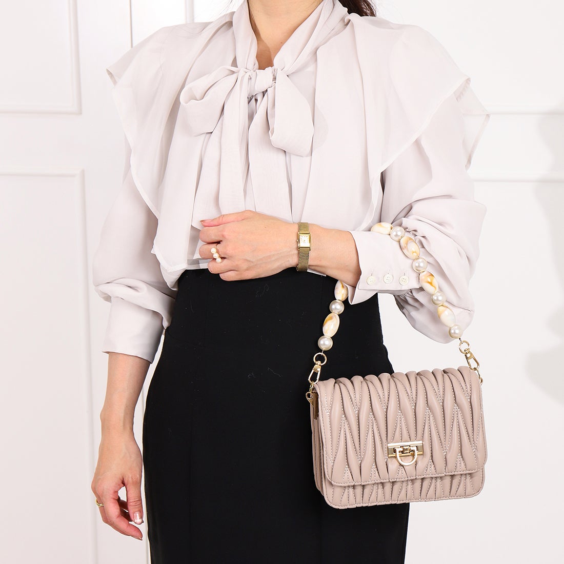 アルテミス バイ ダイアナ artemis by DIANA パールビーズハンドル2WAY