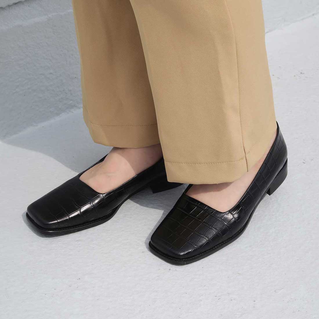 NEBULONIE. クロコ ホワイト パンプス サイズ38 楽天市場】ネブローニ