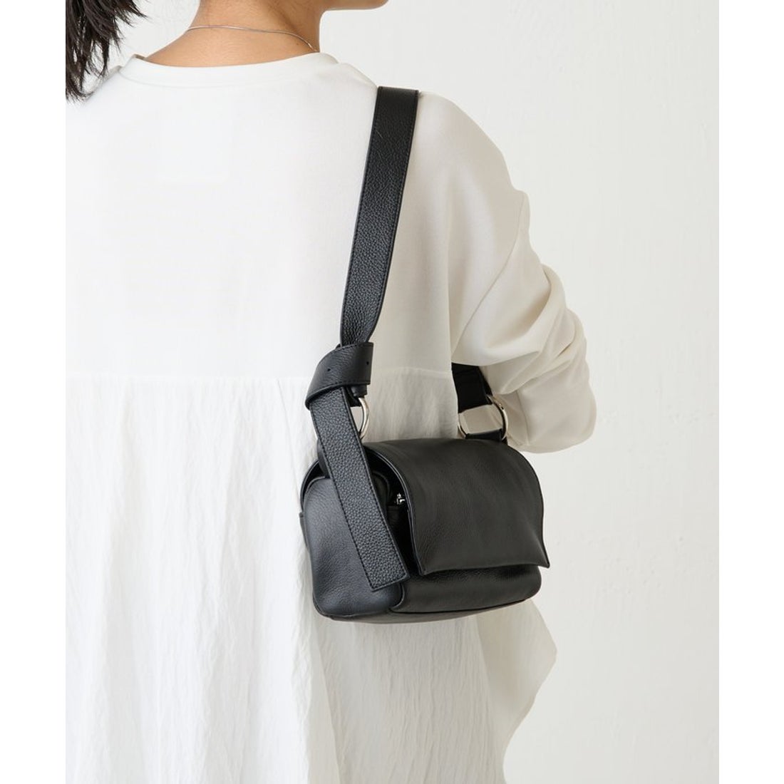 ビアズリー BEARDSLEY 《9/23(火)12時予約開始》ミニレザーボディ