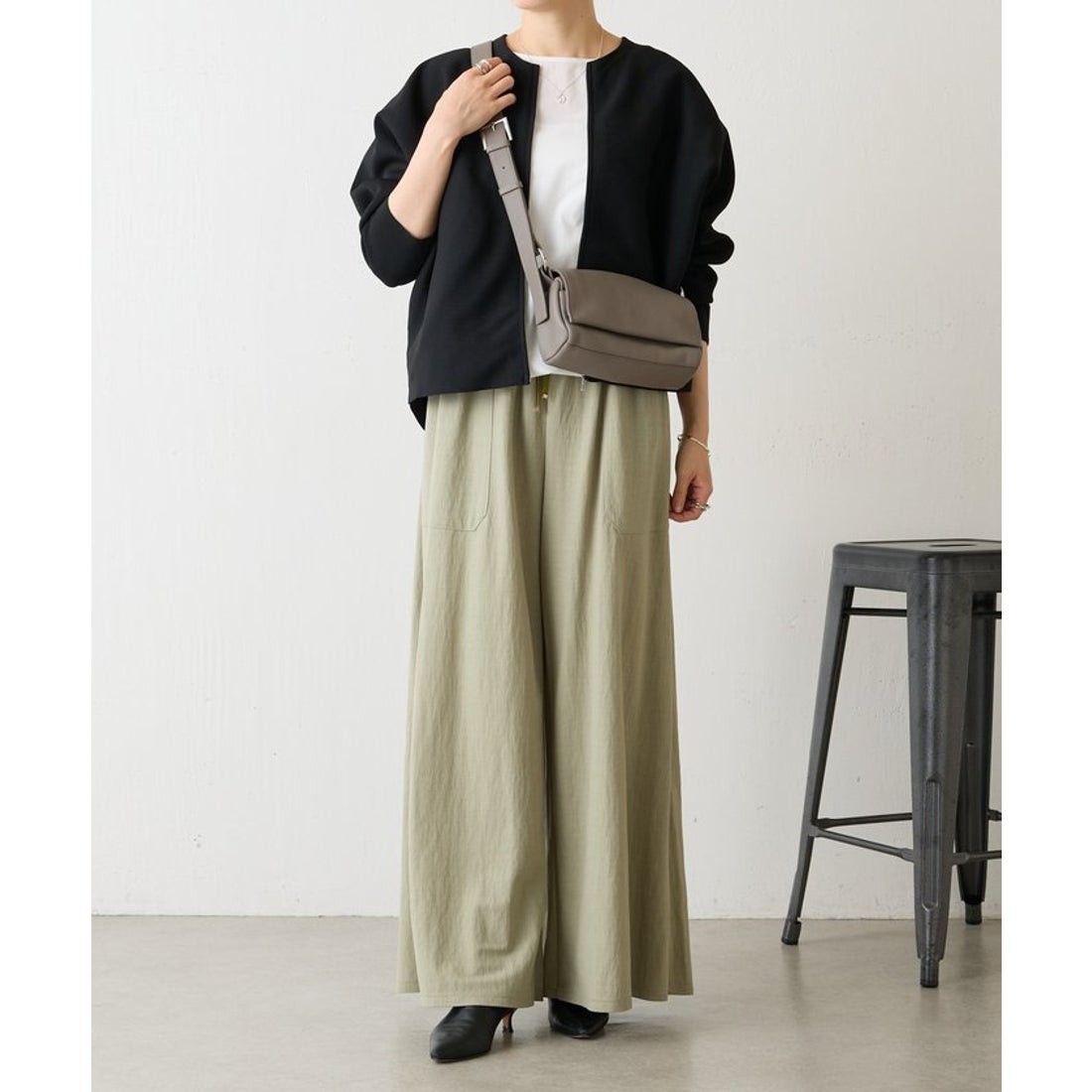 ビアズリー BEARDSLEY 《9/23(火)12時予約開始》ミニレザーボディ