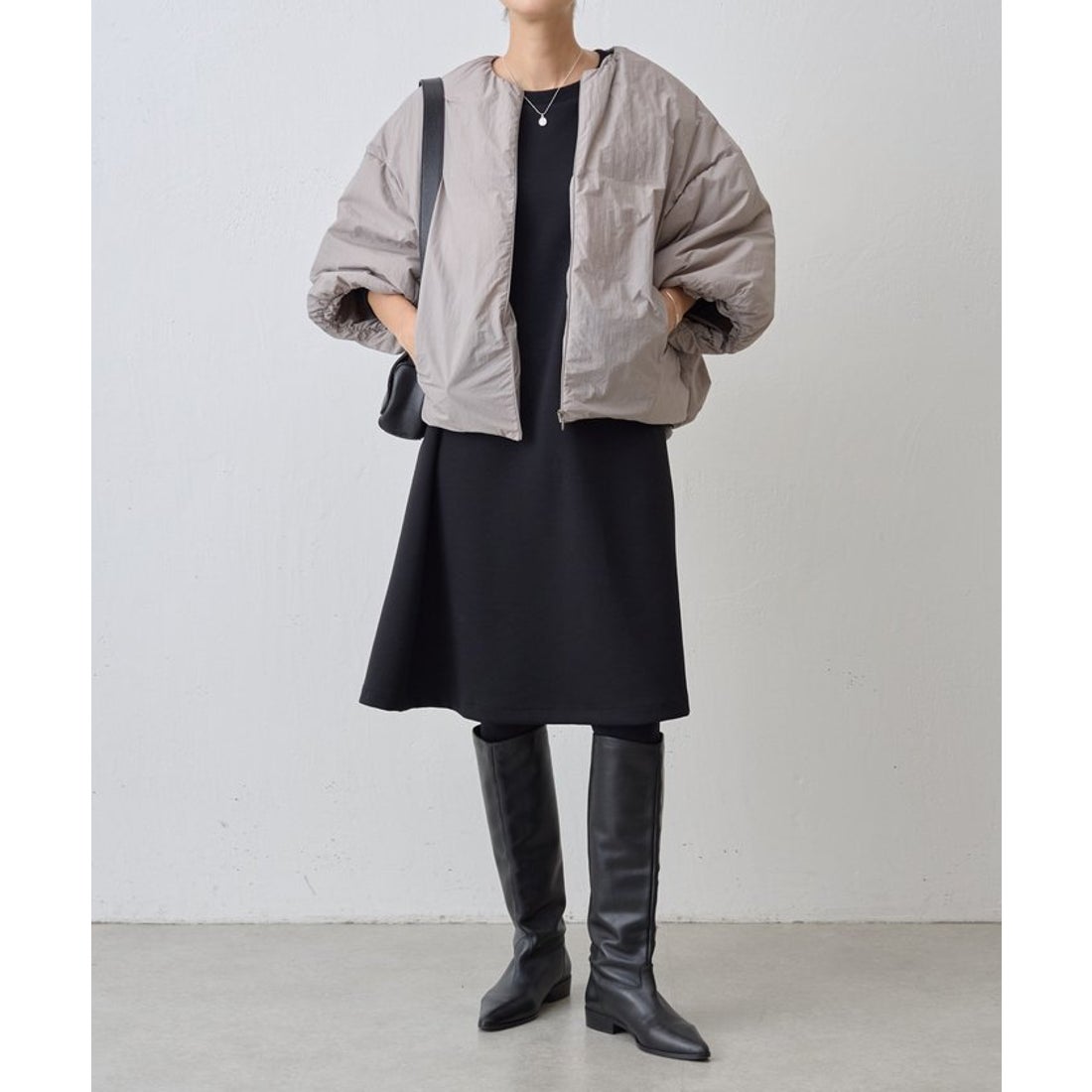 ビアズリー BEARDSLEY 袖パフダンボールワンピース （black） -靴