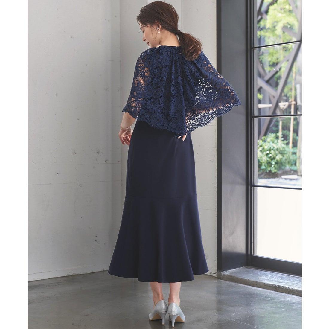 ガール GIRL レース ケープスリーブ マーメイド ロング 結婚式