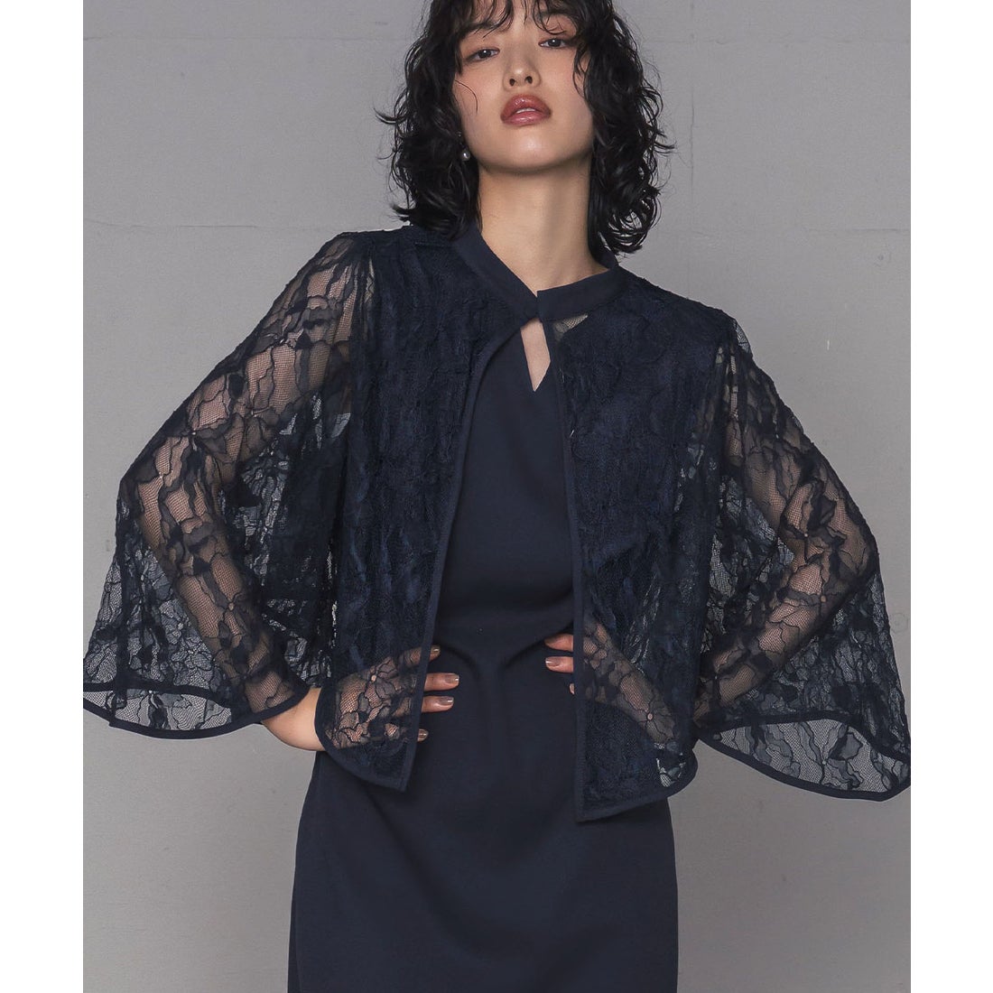 ガール GIRL 【3WAY 着回しを楽しめる】レース ケープ Iライン ロング