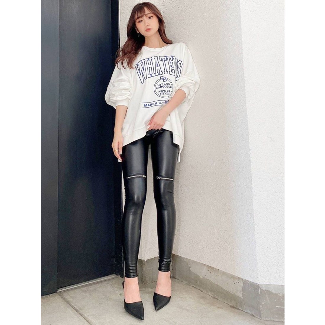 GYDA ハイウエストフェイクレザー RAISED BACK KNEE ZIPレギンス