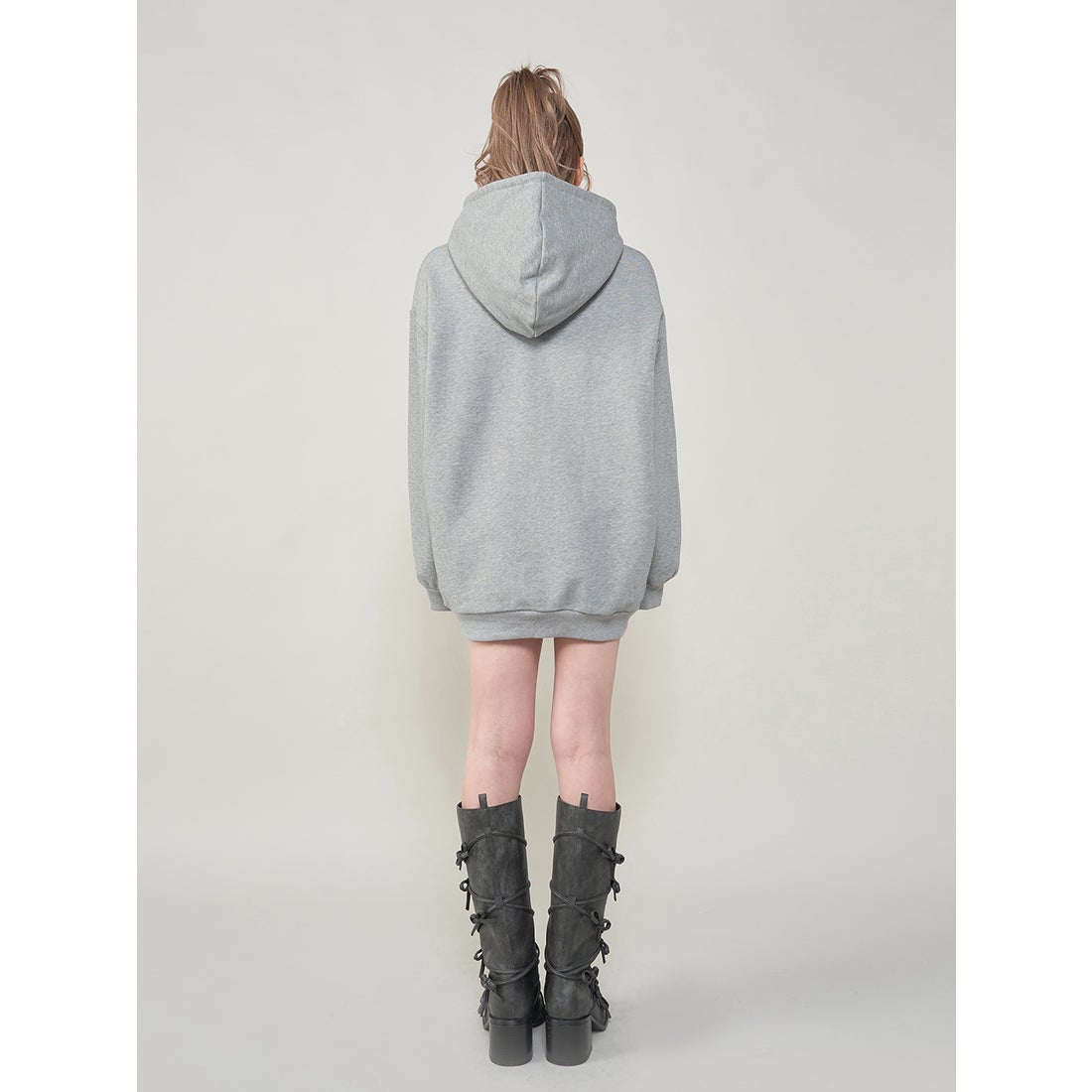 ダーリッチ Darich レースアップリケロゴフーディ （グレー