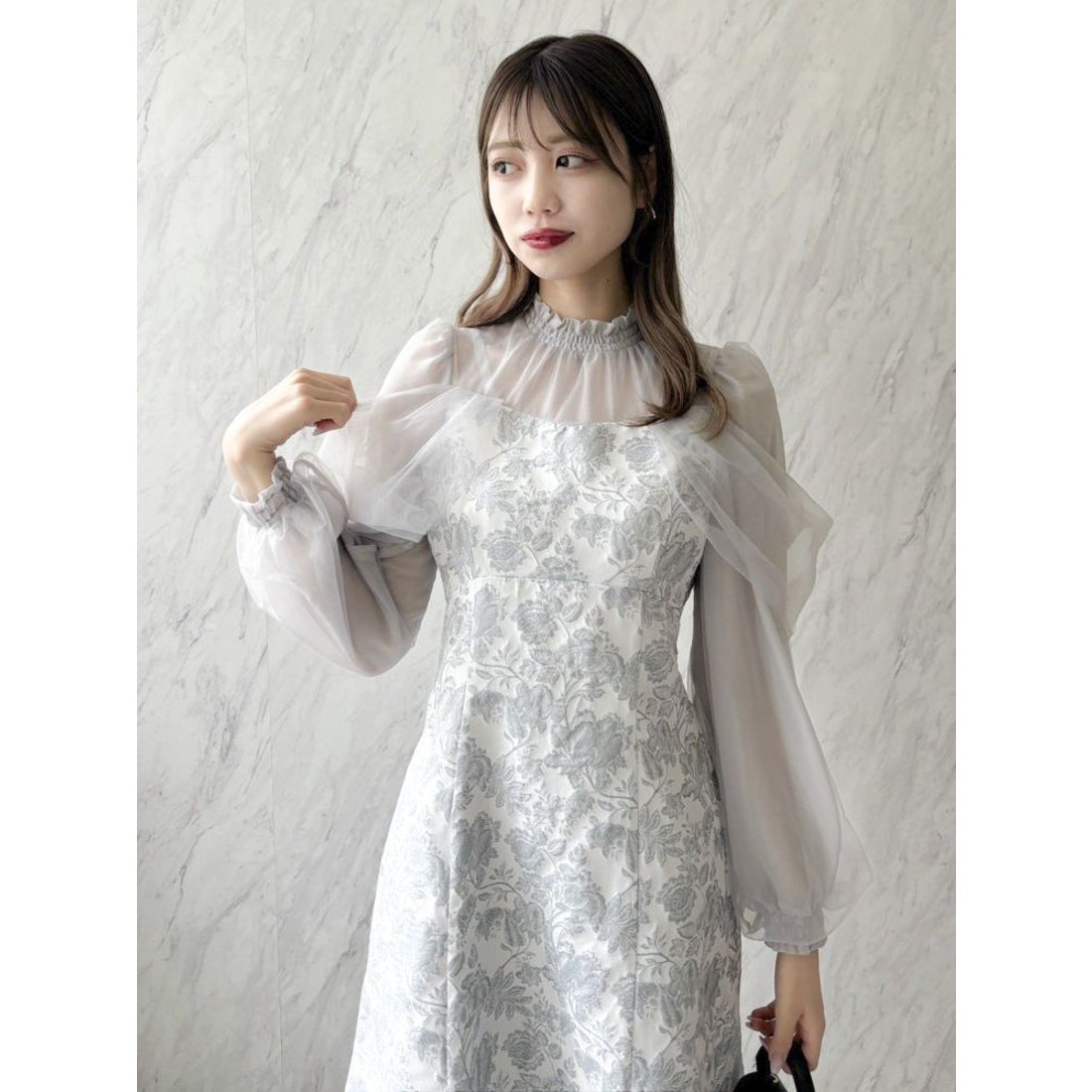 ダズリン dazzlin シアーベールセミフレアワンピース （ブラック